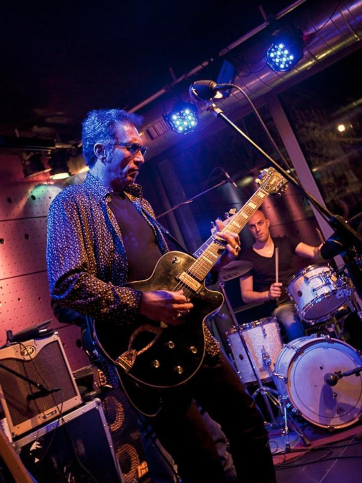 Guitar Ray & The Gamblers feat (5)