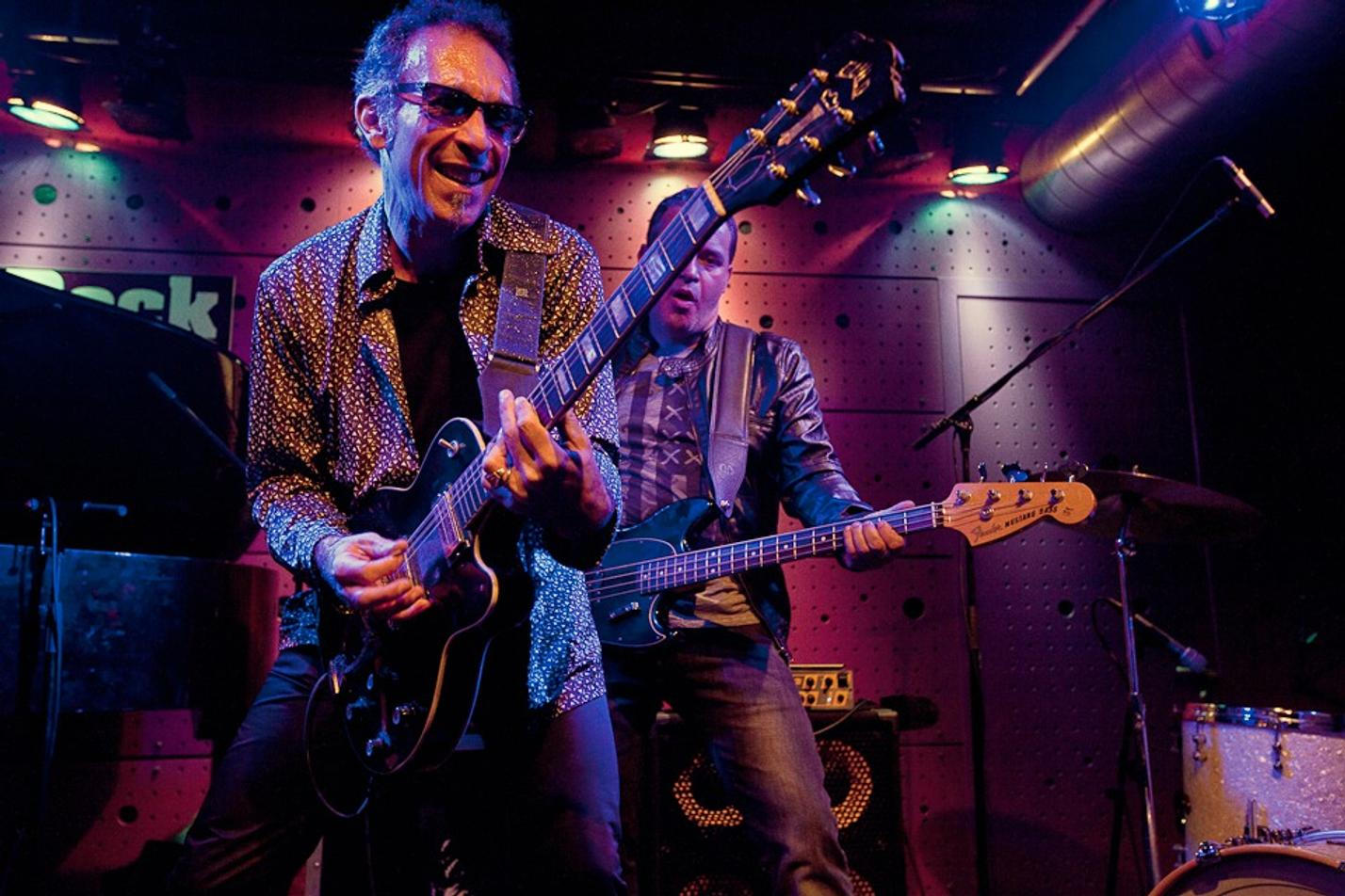 Guitar Ray & The Gamblers feat