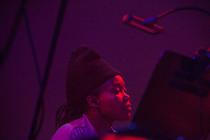 The Cinematic Orchestra, support- Dorian Concept-Solo_LMB_8