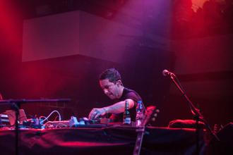 The Cinematic Orchestra, support- Dorian Concept-Solo_LMB_6