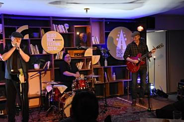 4-Rosen, Roger & Maass