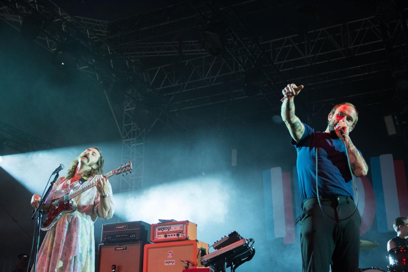 idles (1)