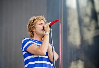 9085_awolnation