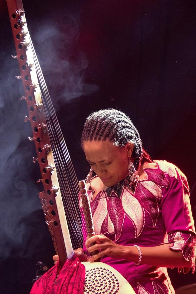 Sona Jobarteh