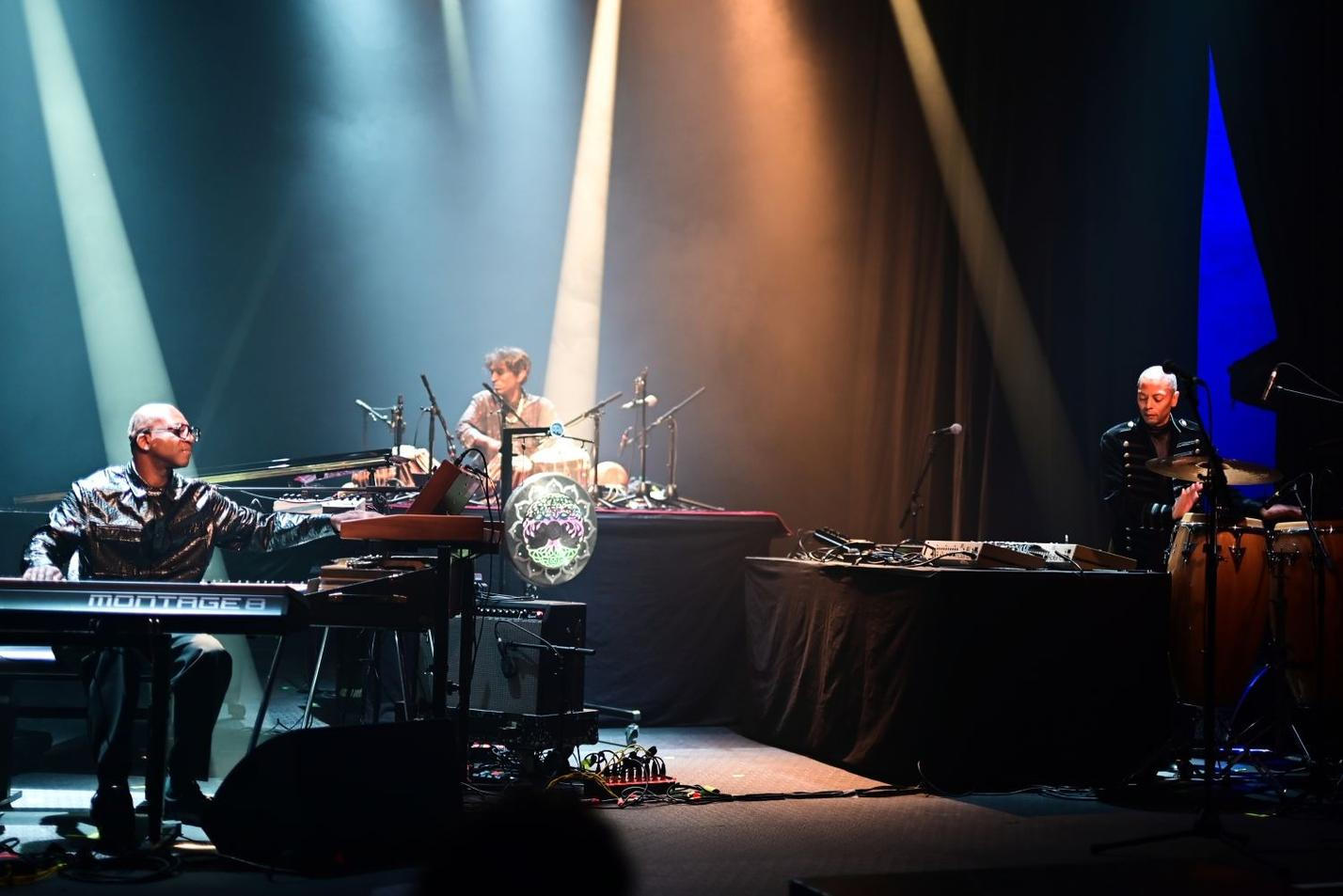Jeff Mills feat. Jean-Phi Dary & Prabhu Edouard 1