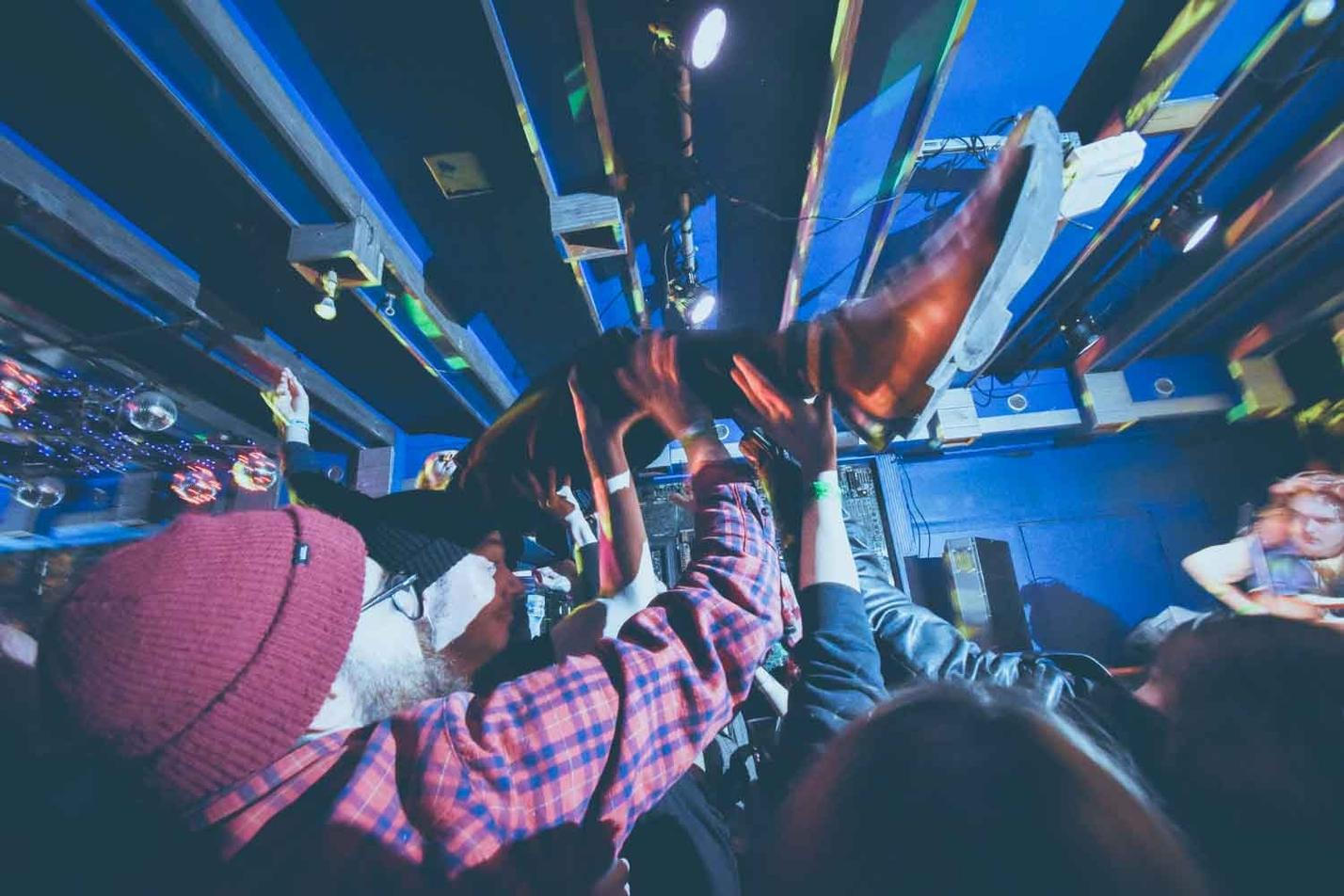 Stage Dive