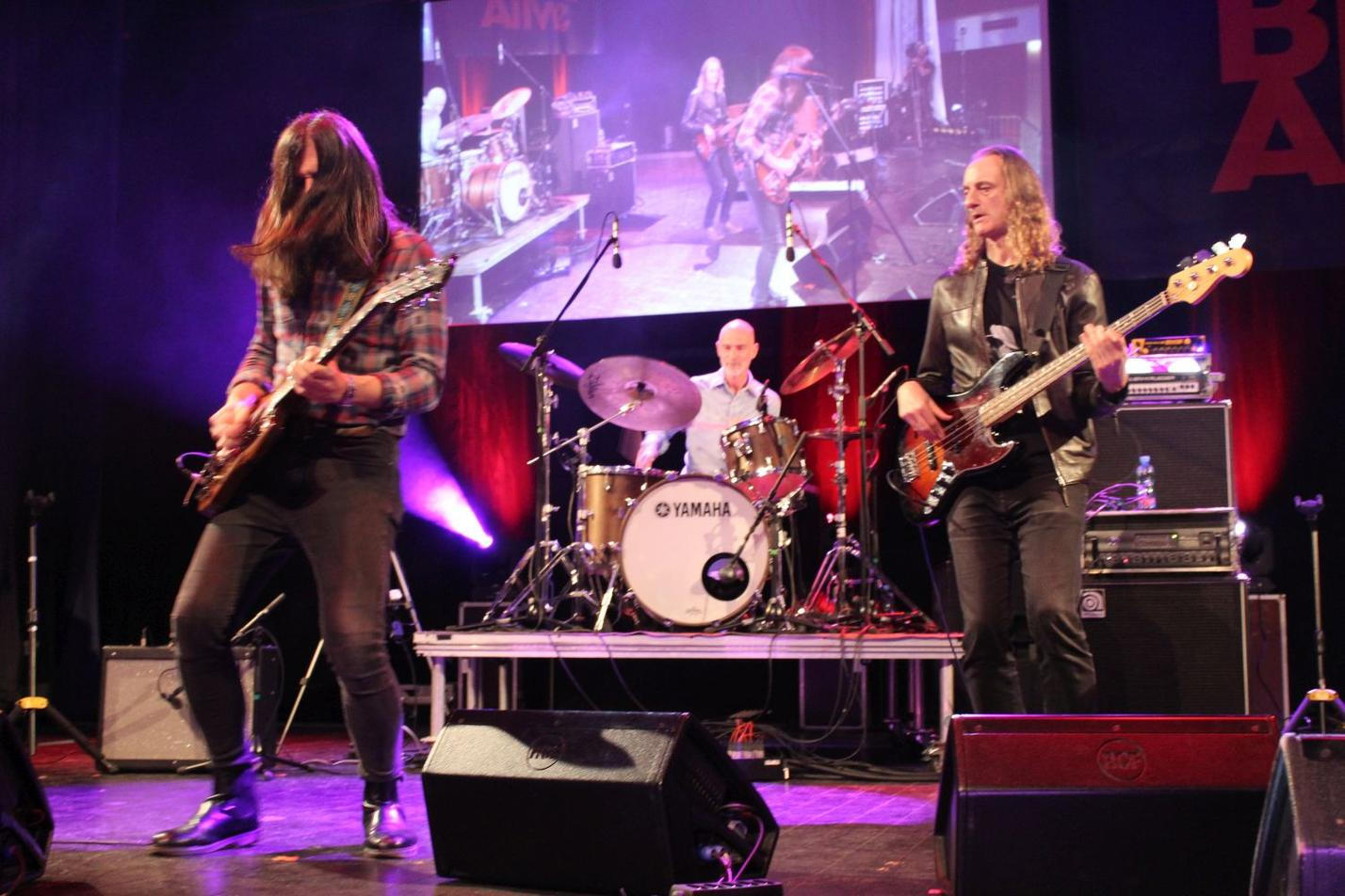 Marcus Bonfanti band and Paddy Milner (3)
