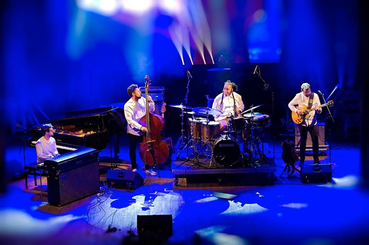Jamison-Ross-&-Band