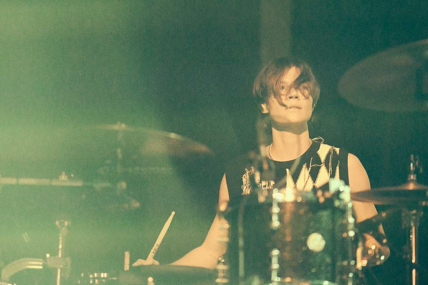 KIM_GORDON2