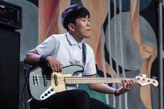 028Jambinai