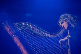 08_mary_lattimore_humming_amps_tt (1)