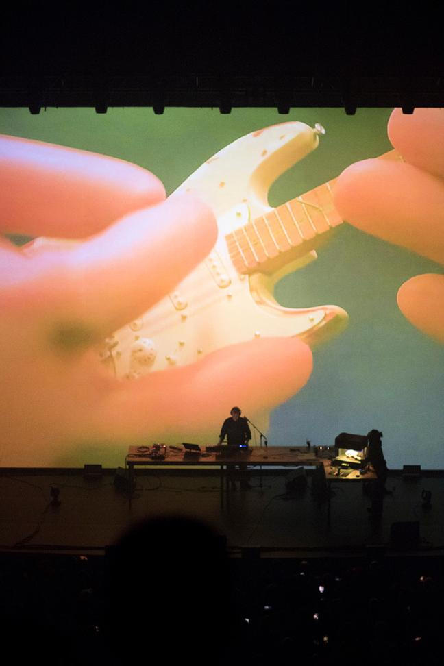 Oneohtrix Point Never  (2)