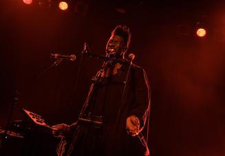 Moses Sumney (1 of 1)