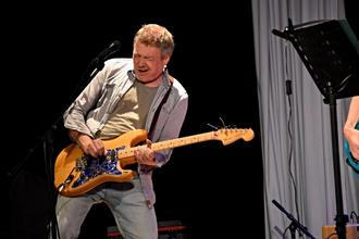 23-Band Of Heysek+Phil Shoenfelt