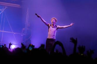 Troye Sivan (2)