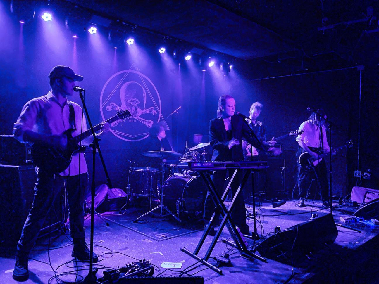 04_saint_vitus_new_york_beeyotch