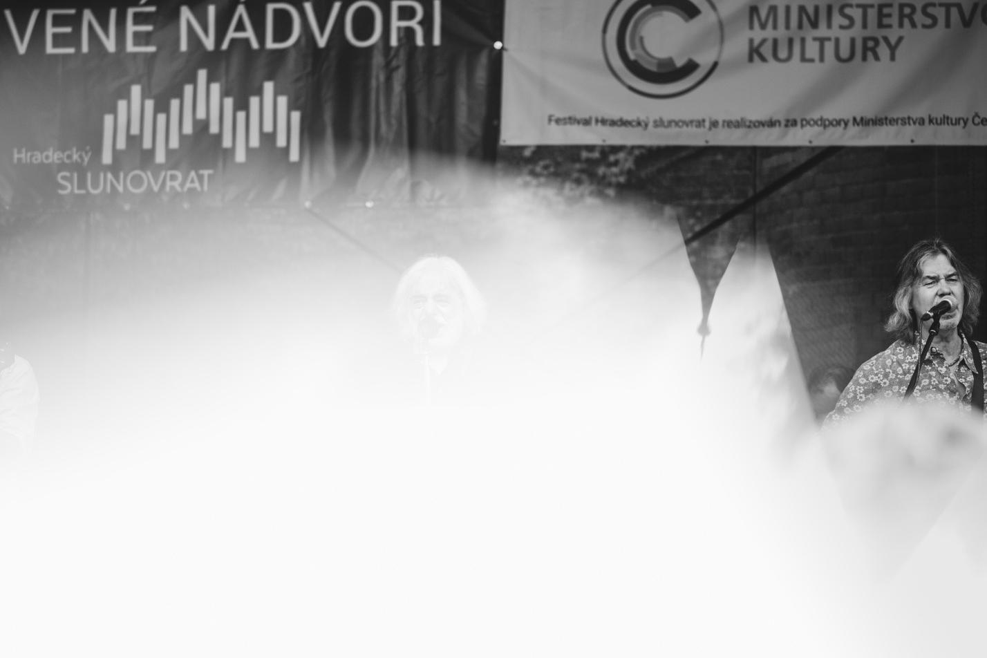 39 Robert Křesťan a Druhá tráva