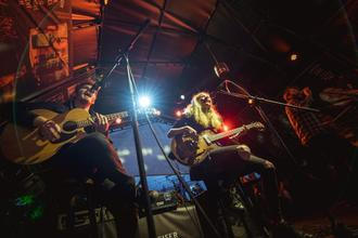 metronome_the wild roots