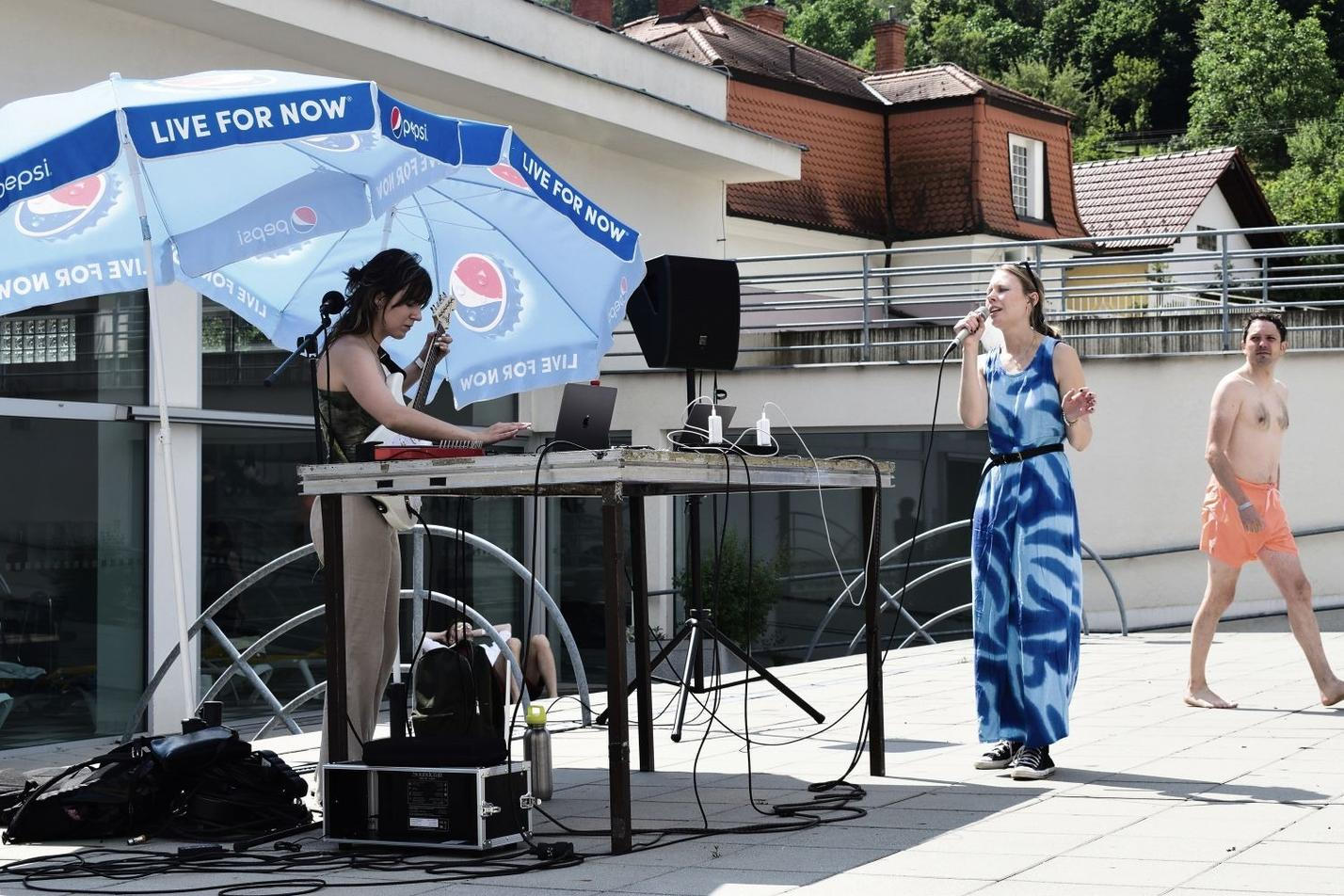 Adela Mede a Martyna Basta 2