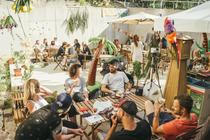 festivalové centrum na Jizbě