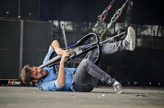 3268_2cellos