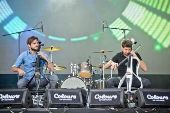 3213_2cellos