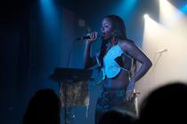 Queens D .Light2