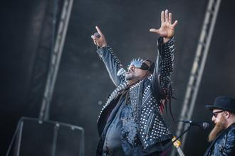 Skindred1