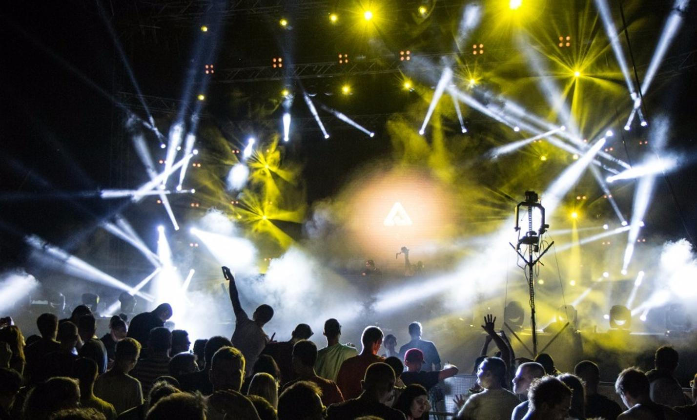 12_Neon Festival