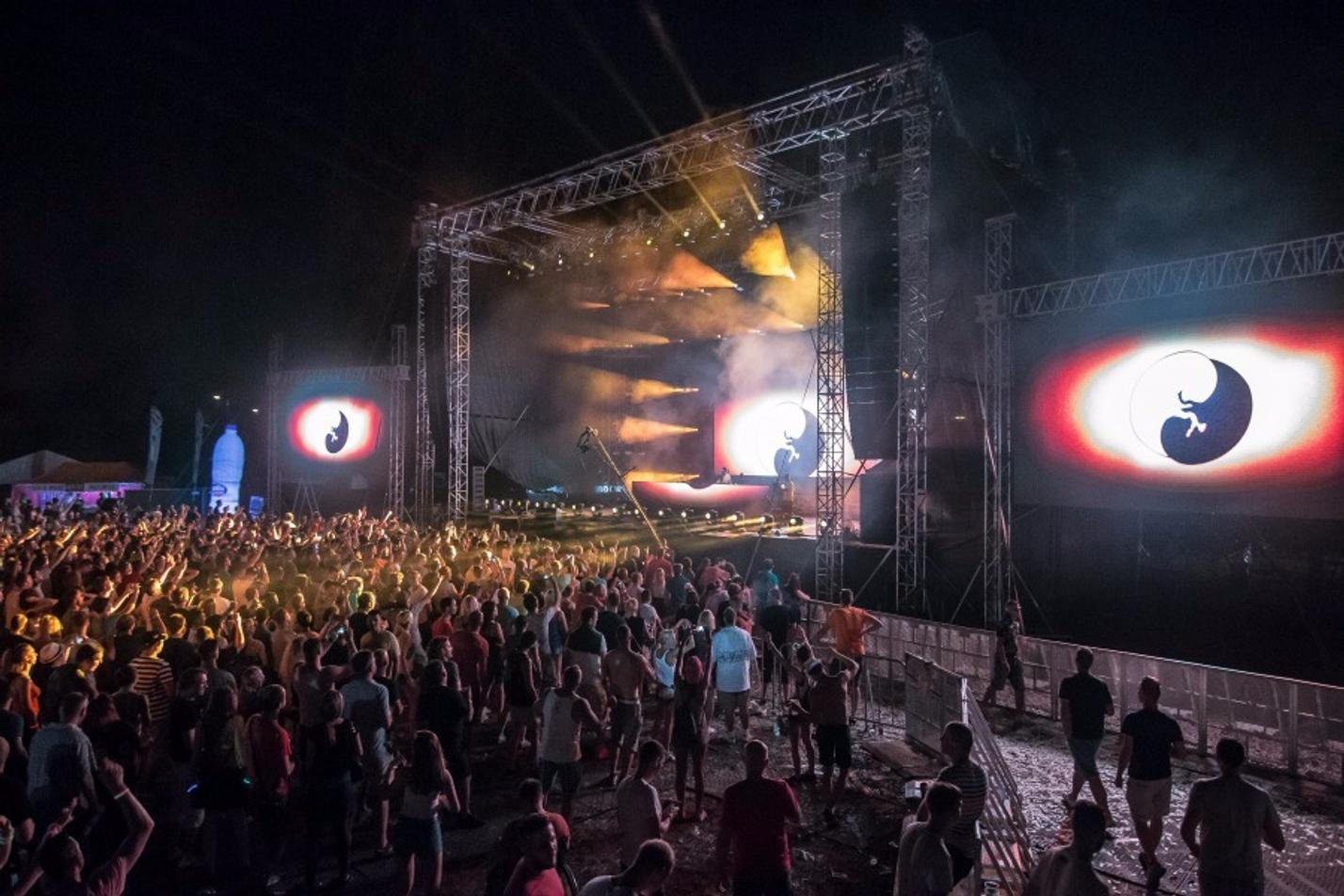 17_Neon Festival