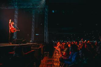 dan_mangan_prague-4