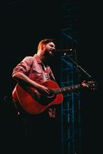 dan_mangan_prague-2