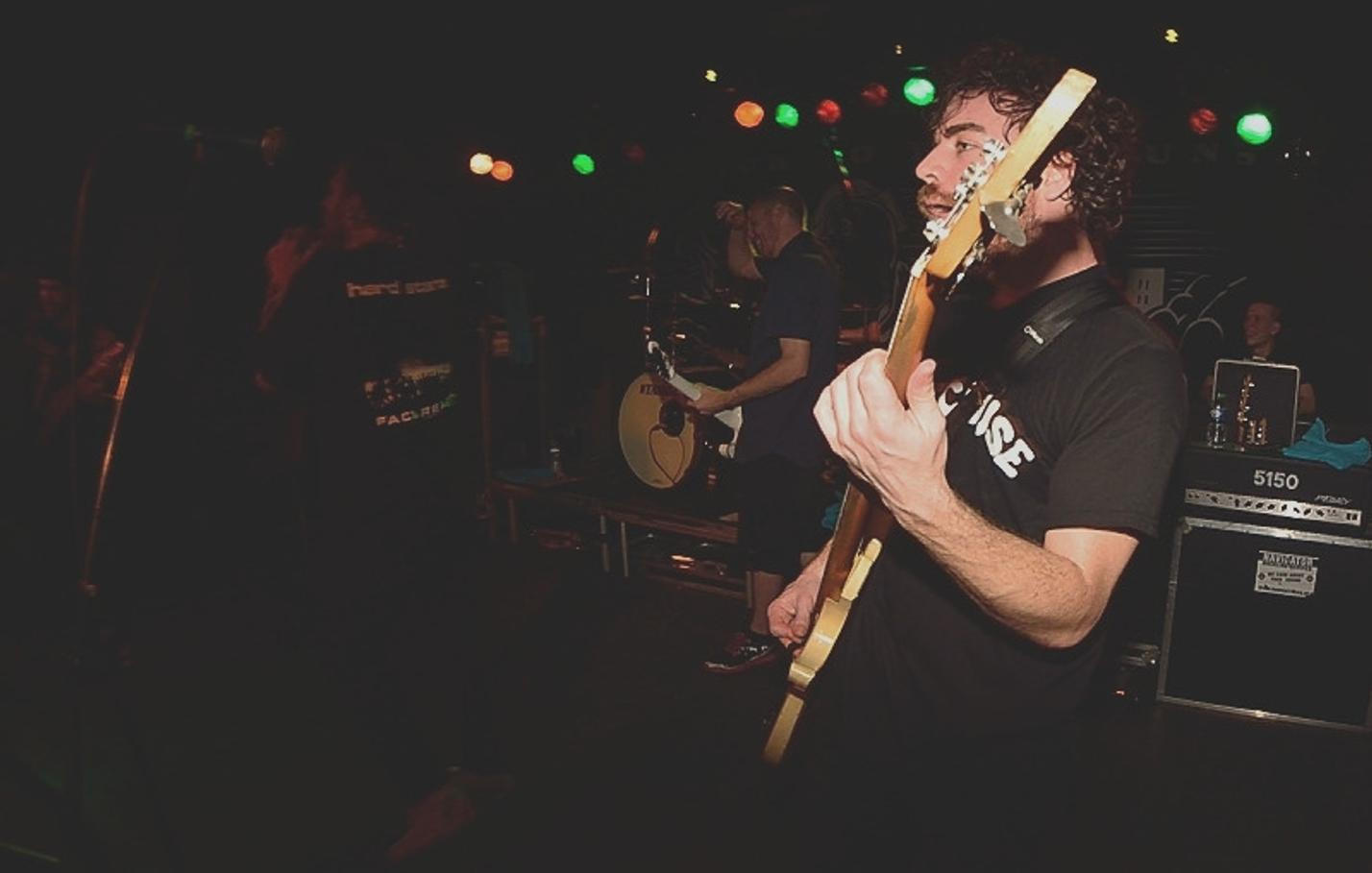 038_Stick to Your Guns (1)