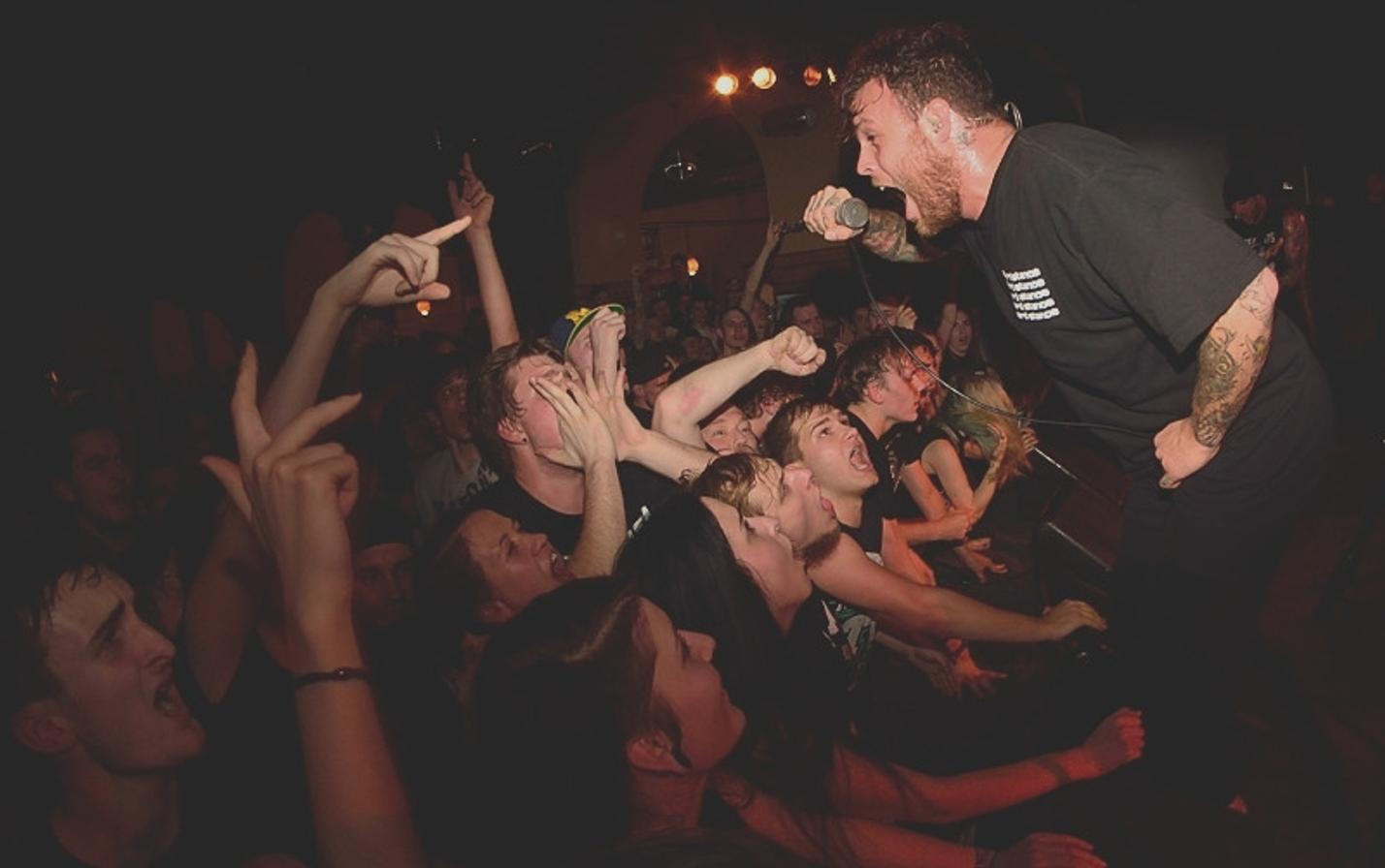 036_Stick to Your Guns