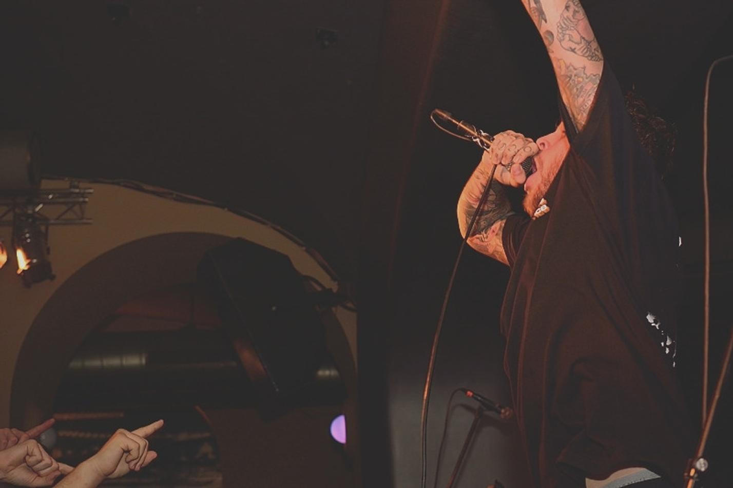 030_Stick to Your Guns