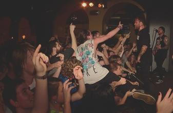 039_Stick to Your Guns