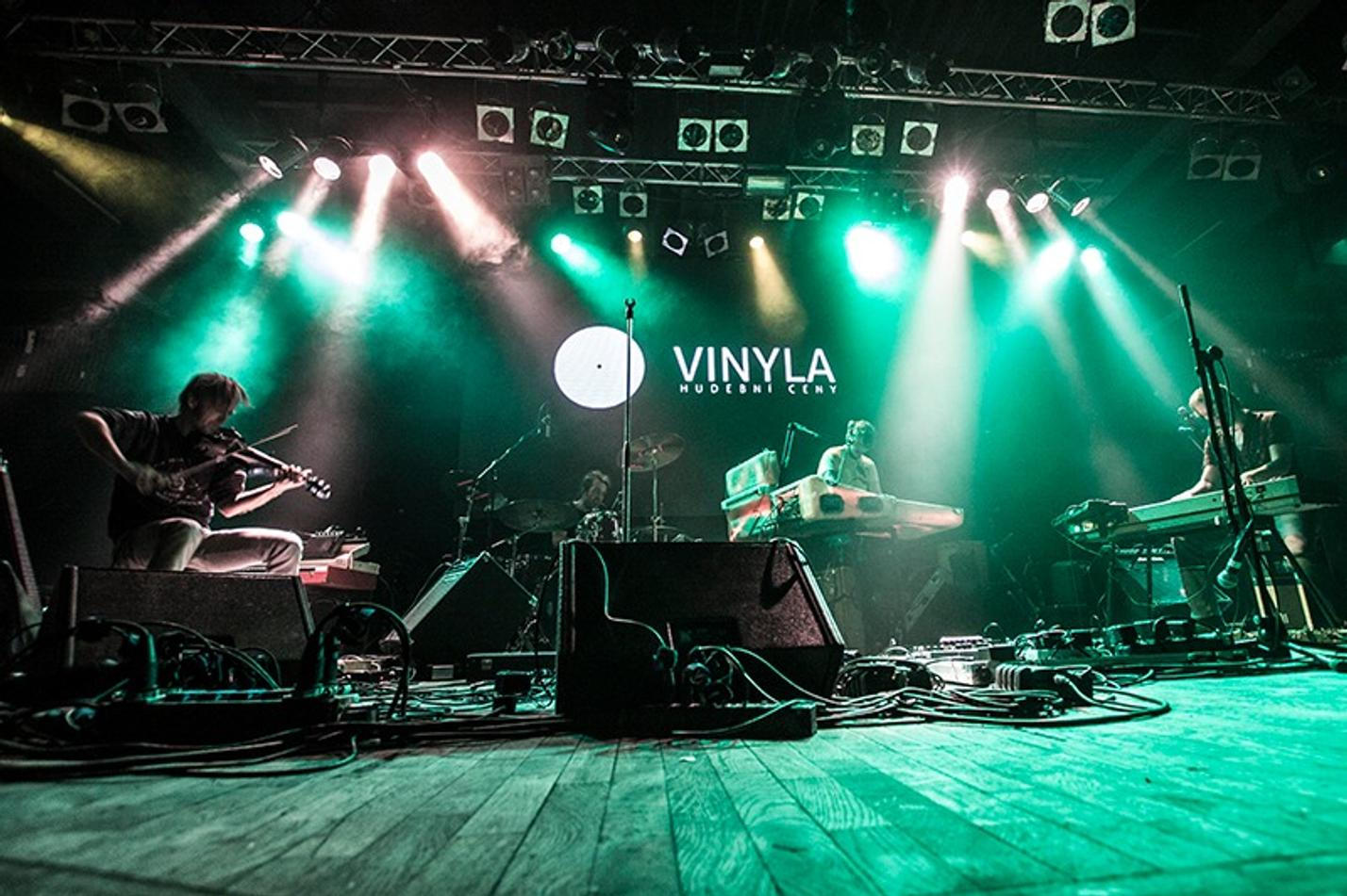 21vynila