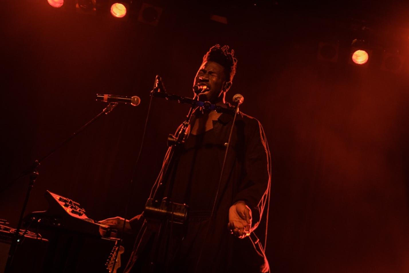 Moses Sumney (1 of 1)