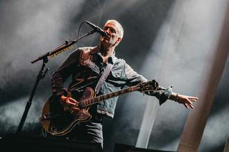 Queens of the Stone Age (1)