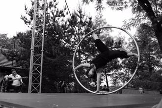 Feel The Universe Circus Company