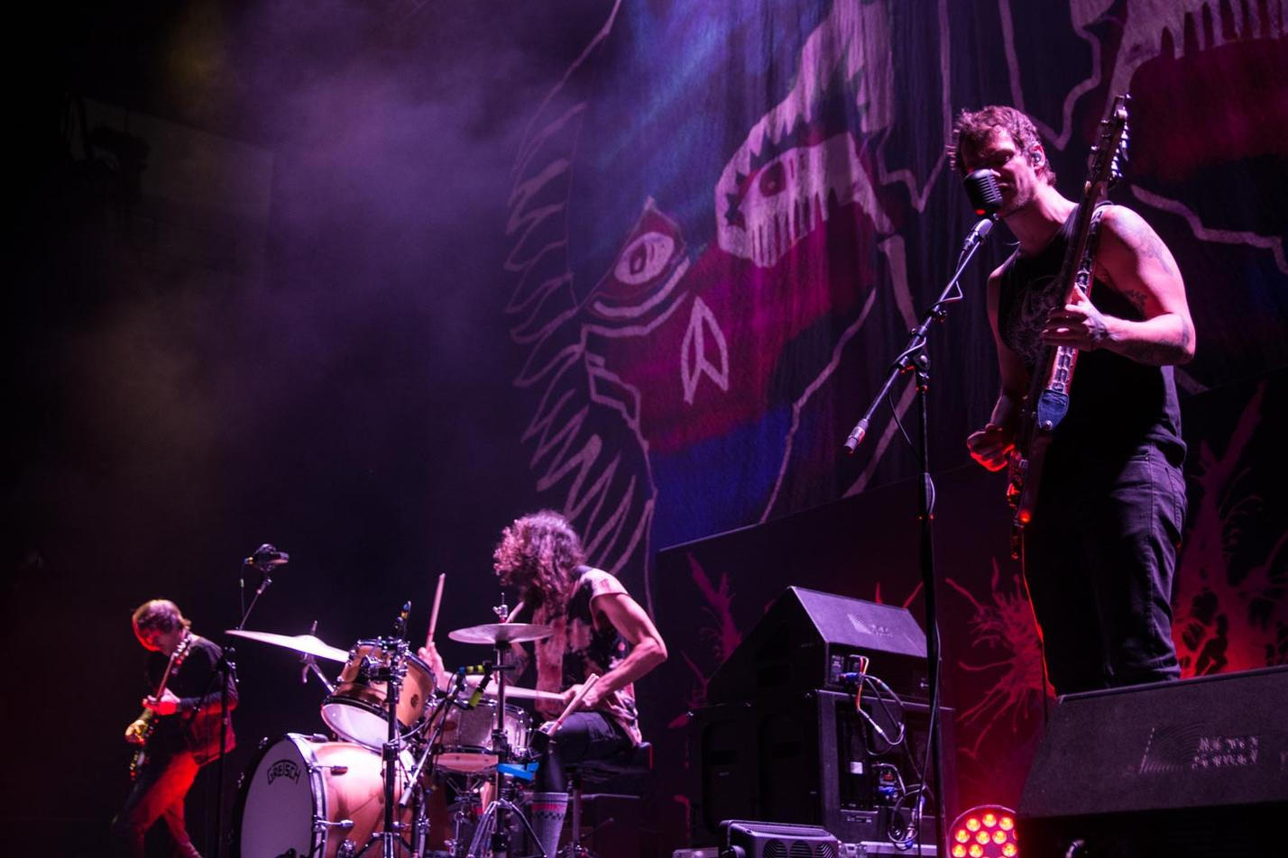 ALL THEM WITCHES02