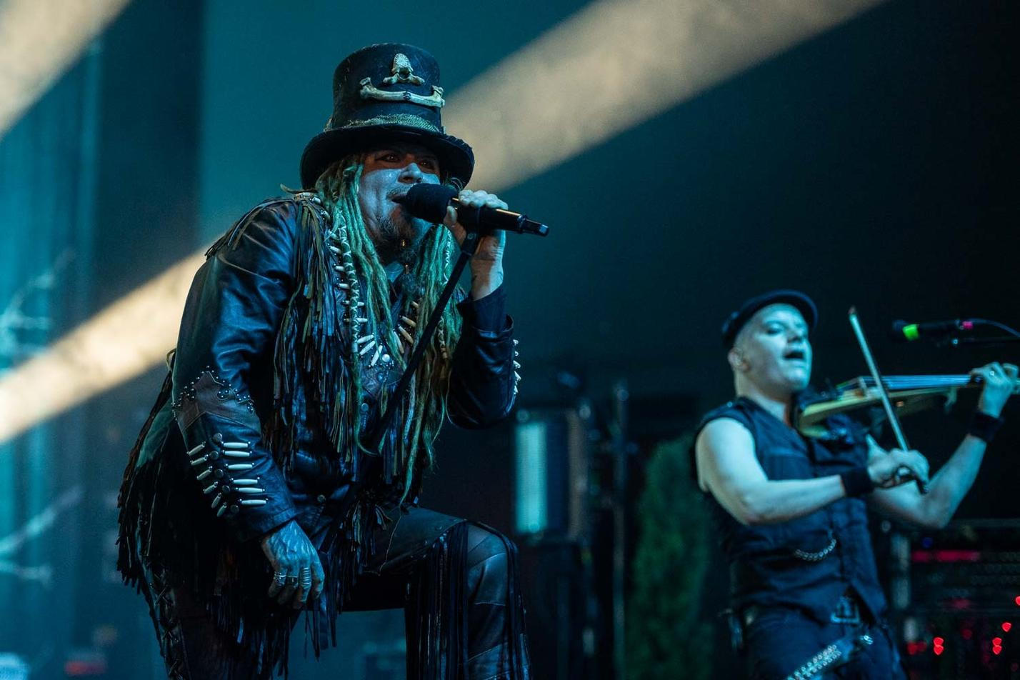 25-KORPIKLAANI-2