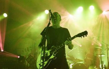 12_Rise Against