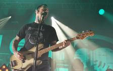 06_Rise Against