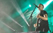 07_Rise Against