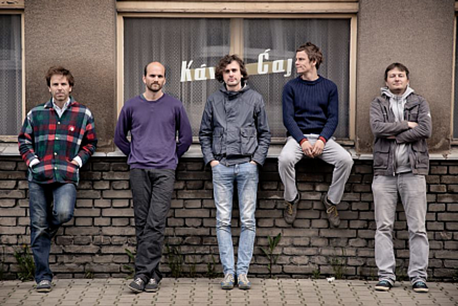 fullmoonzine.cz