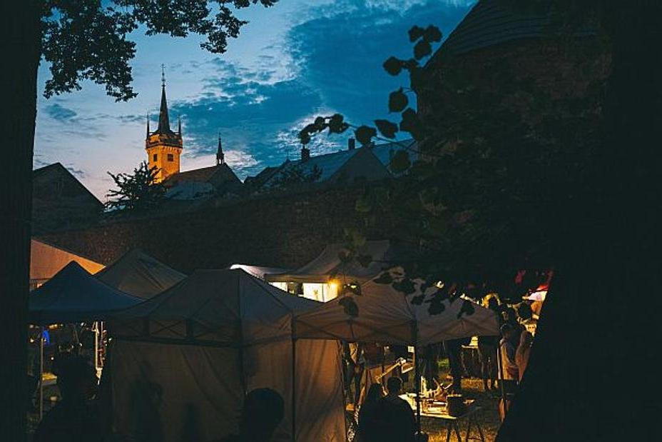 fullmoonzine.cz