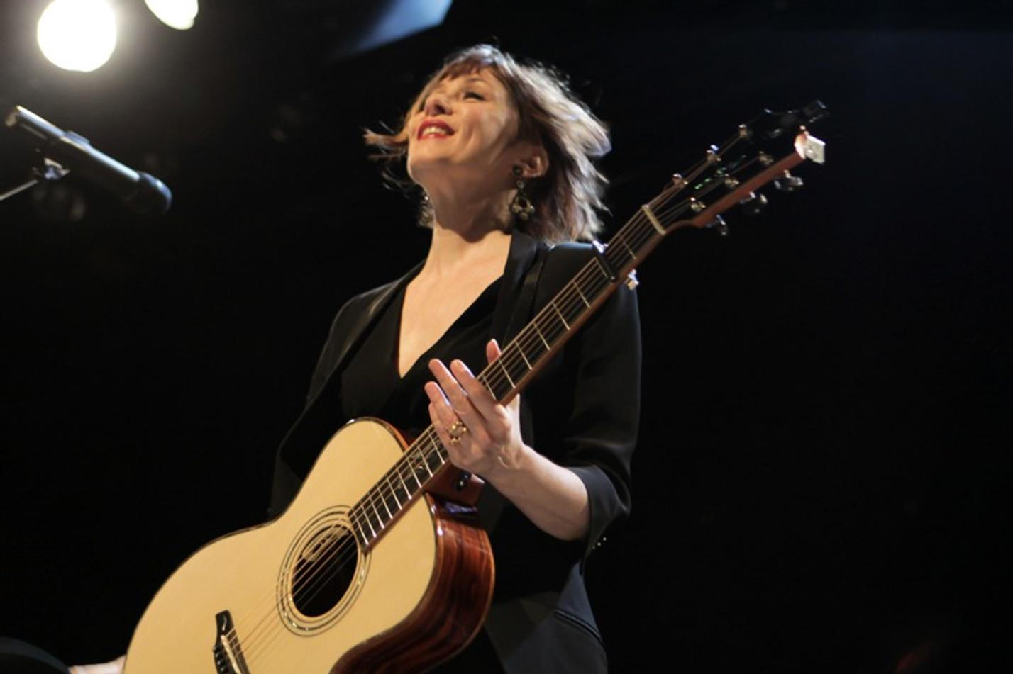 Suzanne Vega-7
