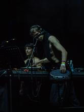 F2Live_WWW_1