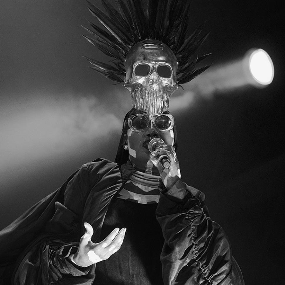 Grace Jones - IV